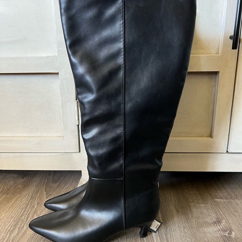 Wide Calf Kitten Heal Tall Boot - Picture 4 of 4